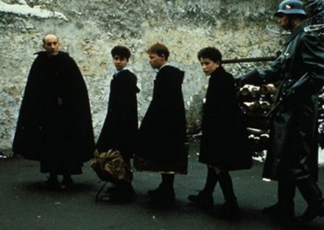 Les juifs dans le collège sont pris