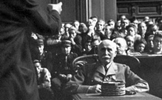 Pétain est condamné à la mort