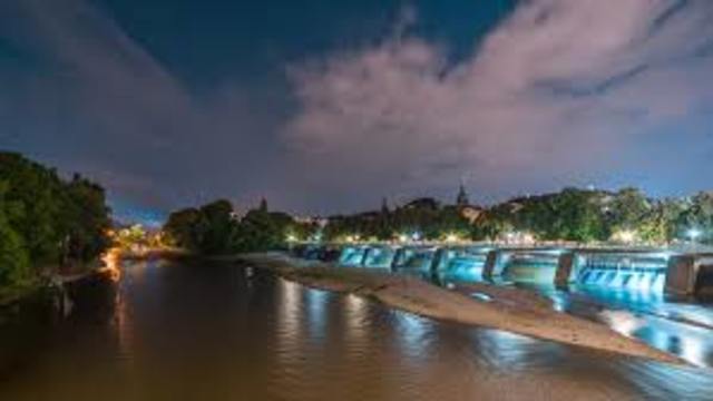 Felix und Freunde hatten an der Isar für die Nacht zu schlafen