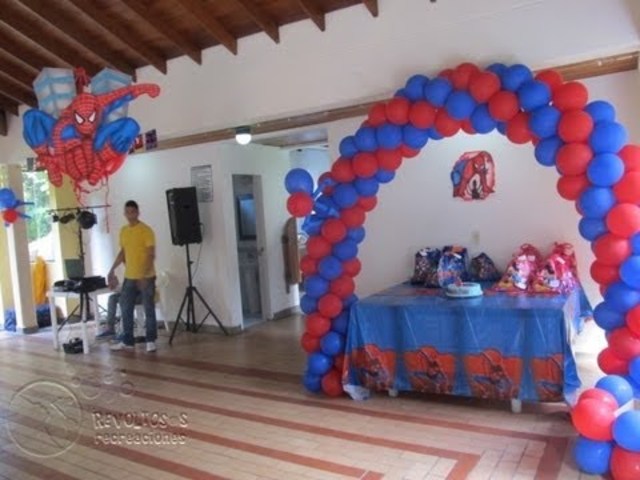 fiesta de spiderman