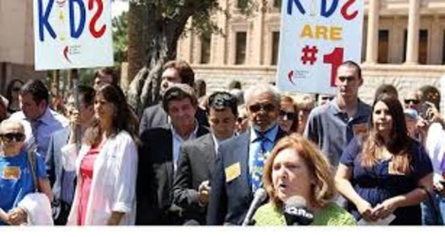 Serbs boycott Independence referendum