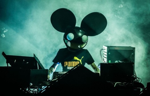 DEADMAU5