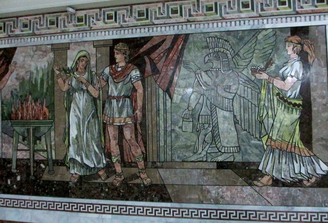 Alexandro marries Roxane