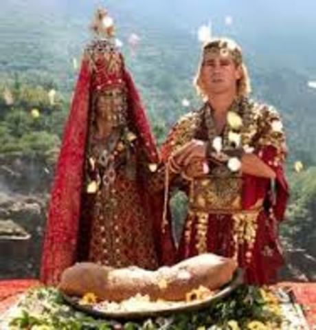 Alexander marries Roxane(Summer 327 BCE).