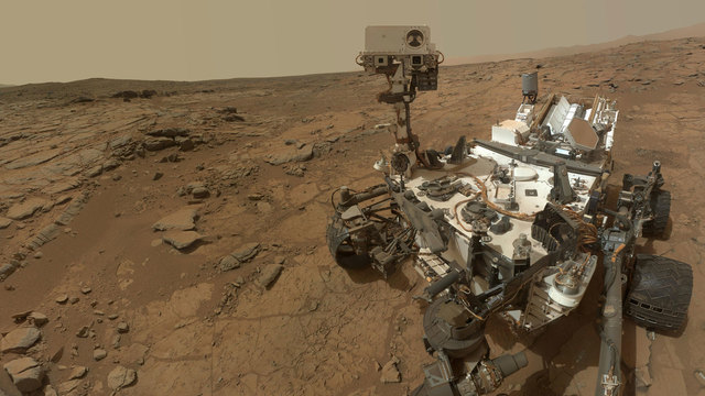 NASA Curiosity Rover lands on Mars