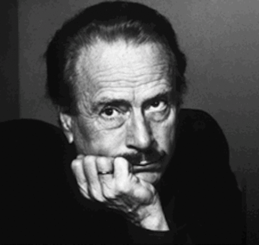 Sociedad Postcapitalista: El Poderío económico de un país está directamente relacionado con la explotación adecuada de la información y el conocimiento