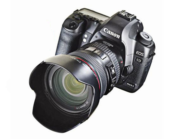 Creation of Canon EOS 5D Mark II