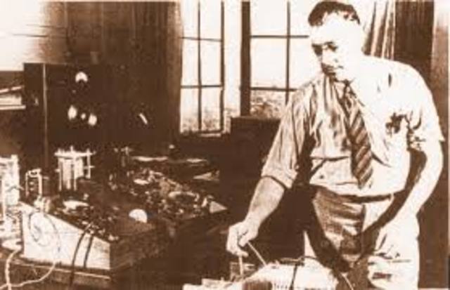 Donald Lewes Hings (1934-1943)