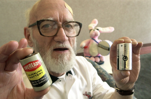 Alkaline Battery (1954-1963)