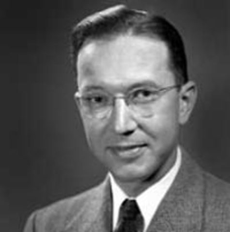 Creation of OXO for EDSAC