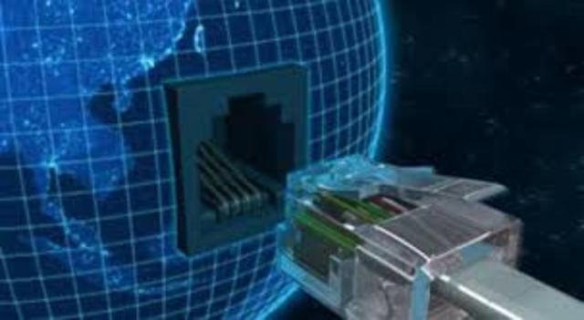 Se creó Eunet y se creó el Internet Internacional.
