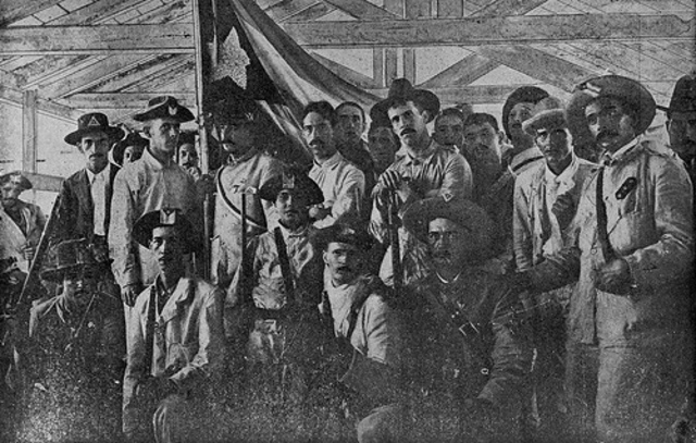 Las Cortes españolas ratifican el protocolo para aceptar la paz.