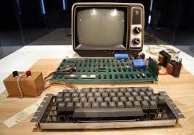 Steve Jobs and Steve Wonziak invents the first apple computer