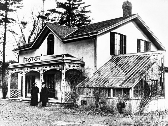 THE ACCOMPANY OF THOMAS