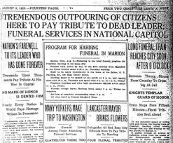 President Harding dies