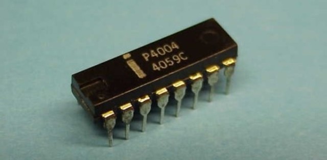 realizzazione primo microprocessore