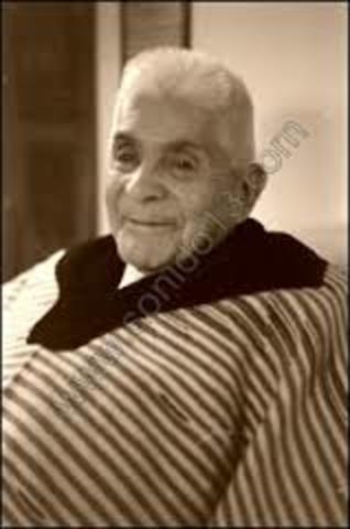 Julián Carrillo Trujillo  (28 de enero de 1875 - 9 de septiembre de 1965)