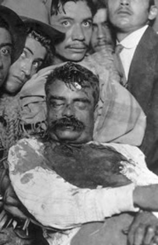 Álvaro Obregón manda matar a Villa