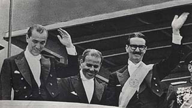 Em 1961 entregou o poder ao novo presidente eleito, Jânio Quadros.