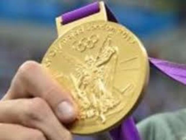 PRIMERA MEDALLA DE ORO OLÍMPICA PARA TIBIRAKI