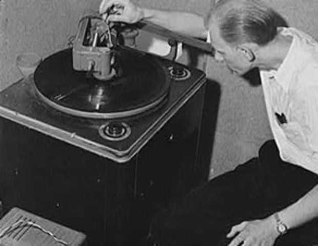 “Transcription” recorder (courtesy Lib. of Congress)