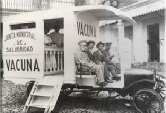 Fundación del primer centro vacunal