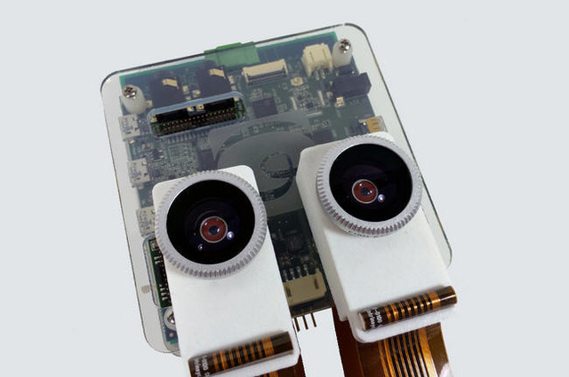 Nada de programar: los robots también aprenden a base de la repetición