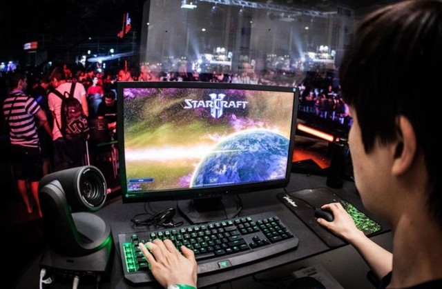 ¿Puede una máquina tirarse un farol? Ese podría ser el próximo reto de la IA de Google en StarCraft