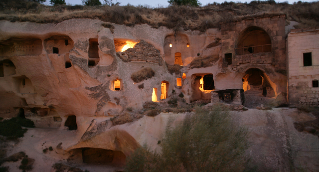 CAVE HOTEL