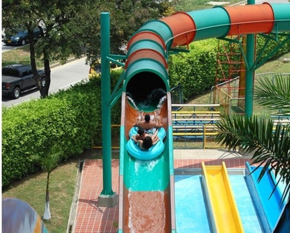 IN THE CANSUGAR  PARK