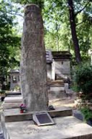 En 1974, murió de cáncer