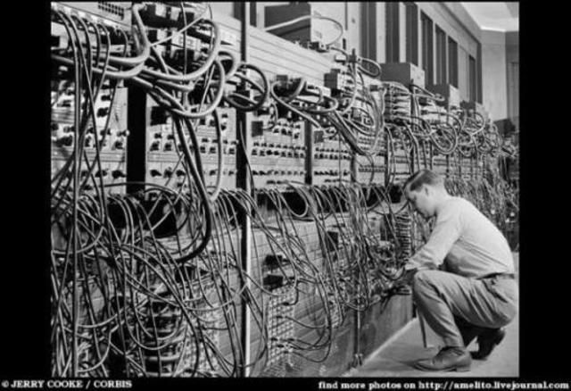 Первая ЭВМ: ENIAC