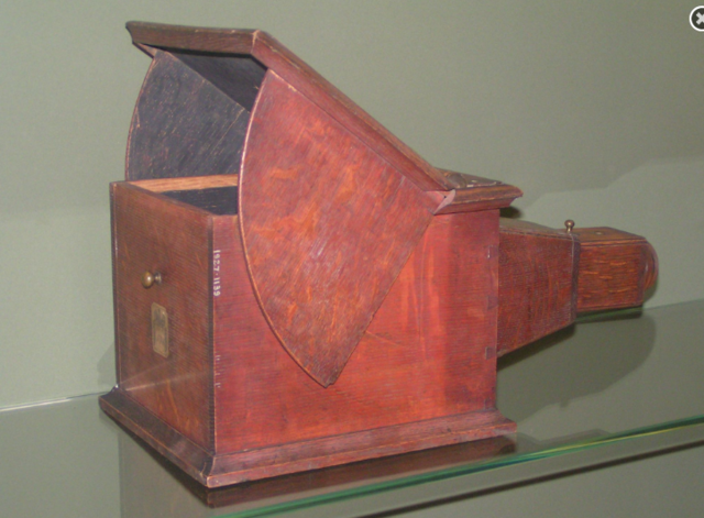 CÁMARA PORTÁTIL JOHAN ZAHN