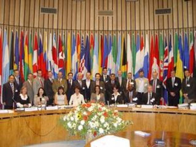 CONFERENCIA INTERGUBERNAMENTAL DE EDUCACIÓN AMBIENTAL DE TBILISI  PARÍS