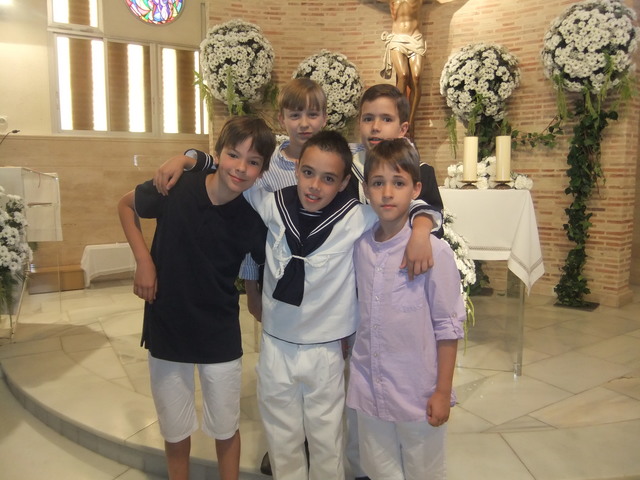 I celebrate de first comunion