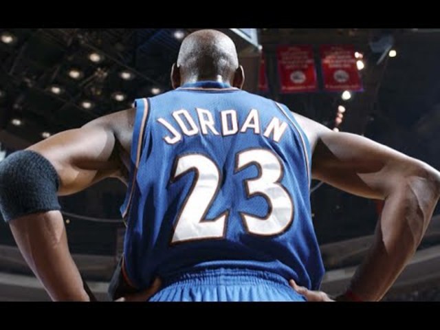 Micheal Jordan comes back to the NBA