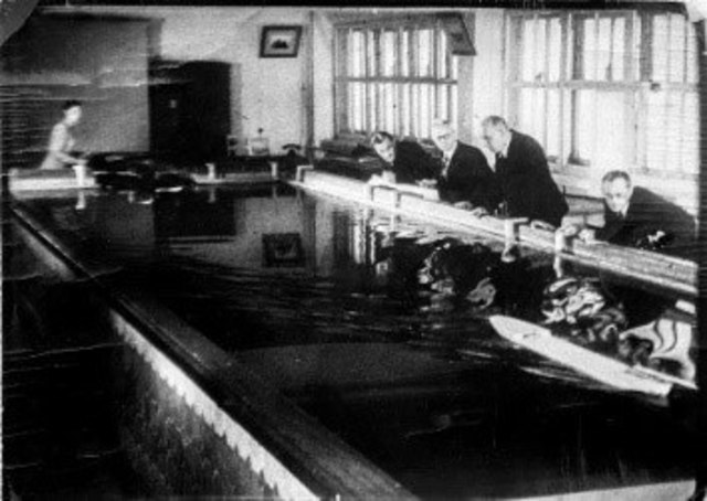 Алексеев - начальник гидролаборатории.