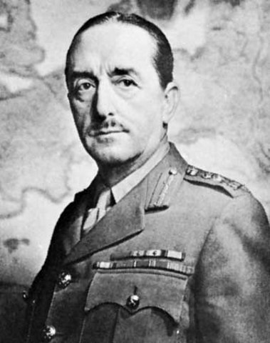 El general Brooke desembarca en Arroyo y el general Schwan trae mas tropas por Guanica.