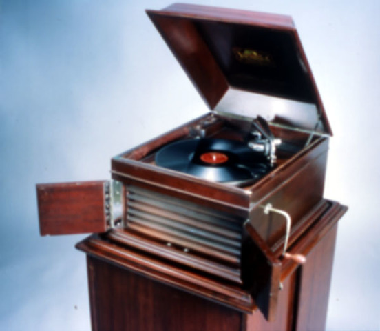 Victrola model record player
