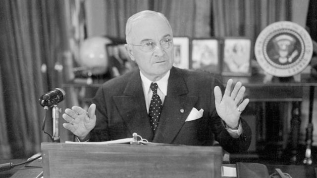 Harry Truman promises to fight Communism.