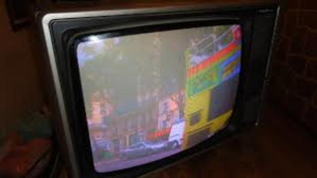 nire amaren lehengo kolorezko telebista