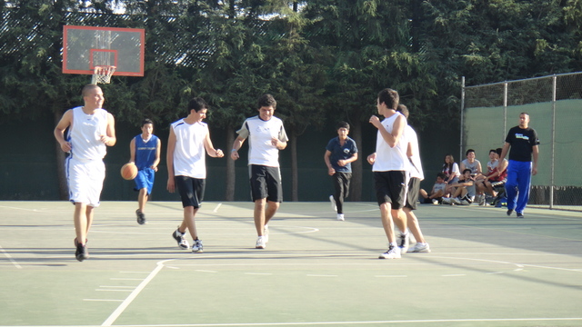 Victoria en el torneo de basketball Preparatoria