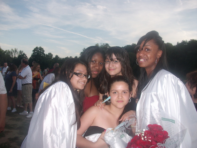 courtnee graduats from Lakeland Cooper Beech Middle school