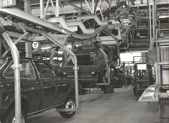 Década de los 80´s.                                                                                 Aparece el Sistema de Planeación de Recursos de Manufactura (MRP II).