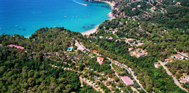 In 1st of ESO we went to Cala Llevadó, an english camp