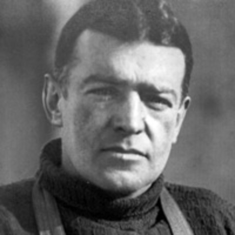 Shackleton departs England