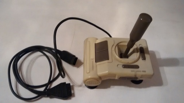 1944 James Henry Joyce y A. E. George-Invención del Joystick