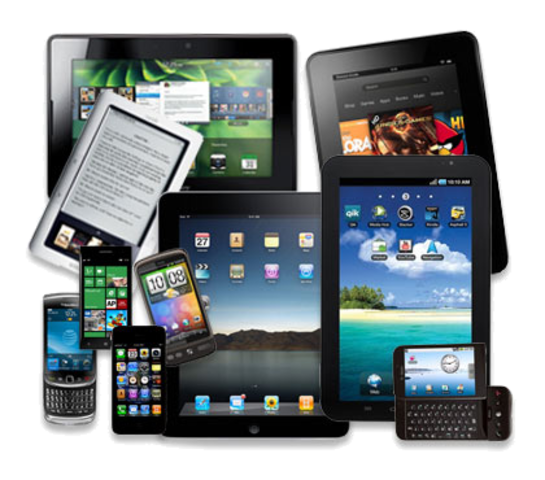 Se producen diversos avances en tecnología que permiten la navegación desde diversos equipos (celulares,tablets,notebooks,etc).