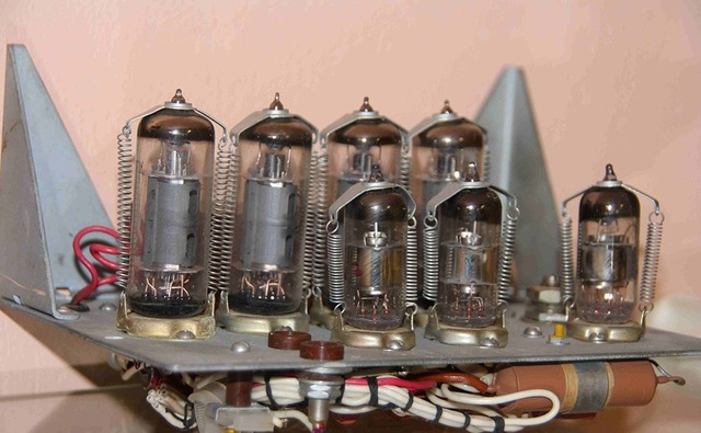 Открытие отделения «Программирование для быстродействующих бытовых машин»