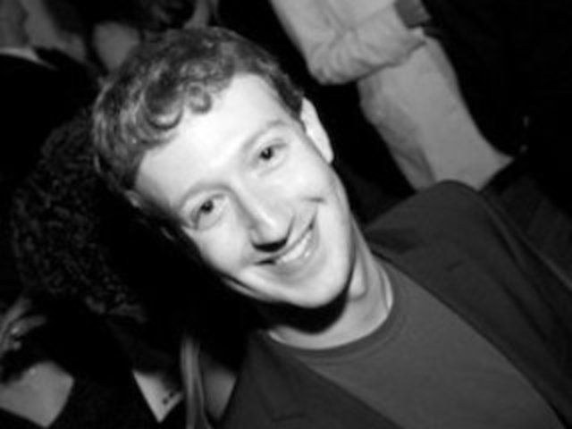 su creador:  Mark Zuckerberg.